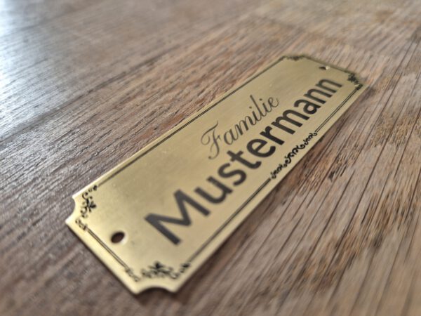 Briefkastenschild aus Messing mit Gravur – Bild 3