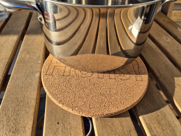 Korktopfuntersetzer mit einseitiger Gravur – Praktisch und dekorativ – Bild 2
