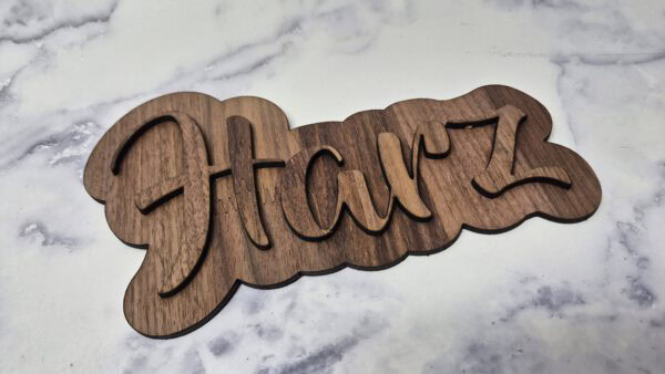 Personalisiertes 3D Holzschild  "Name gelasert und aufgesetzt" – Bild 2